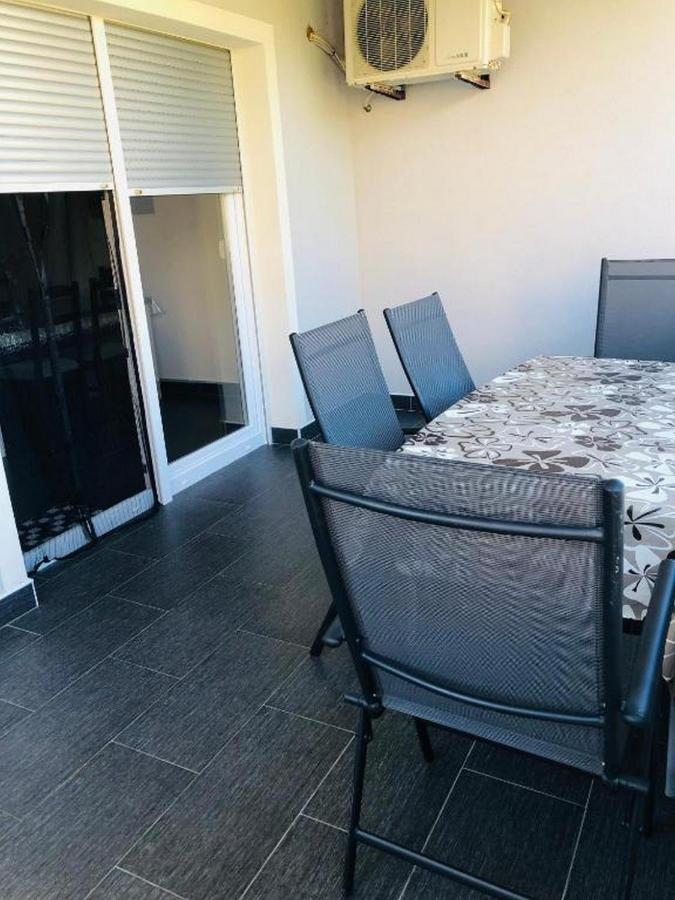 Apartment Miaantonia Vrsi Dış mekan fotoğraf