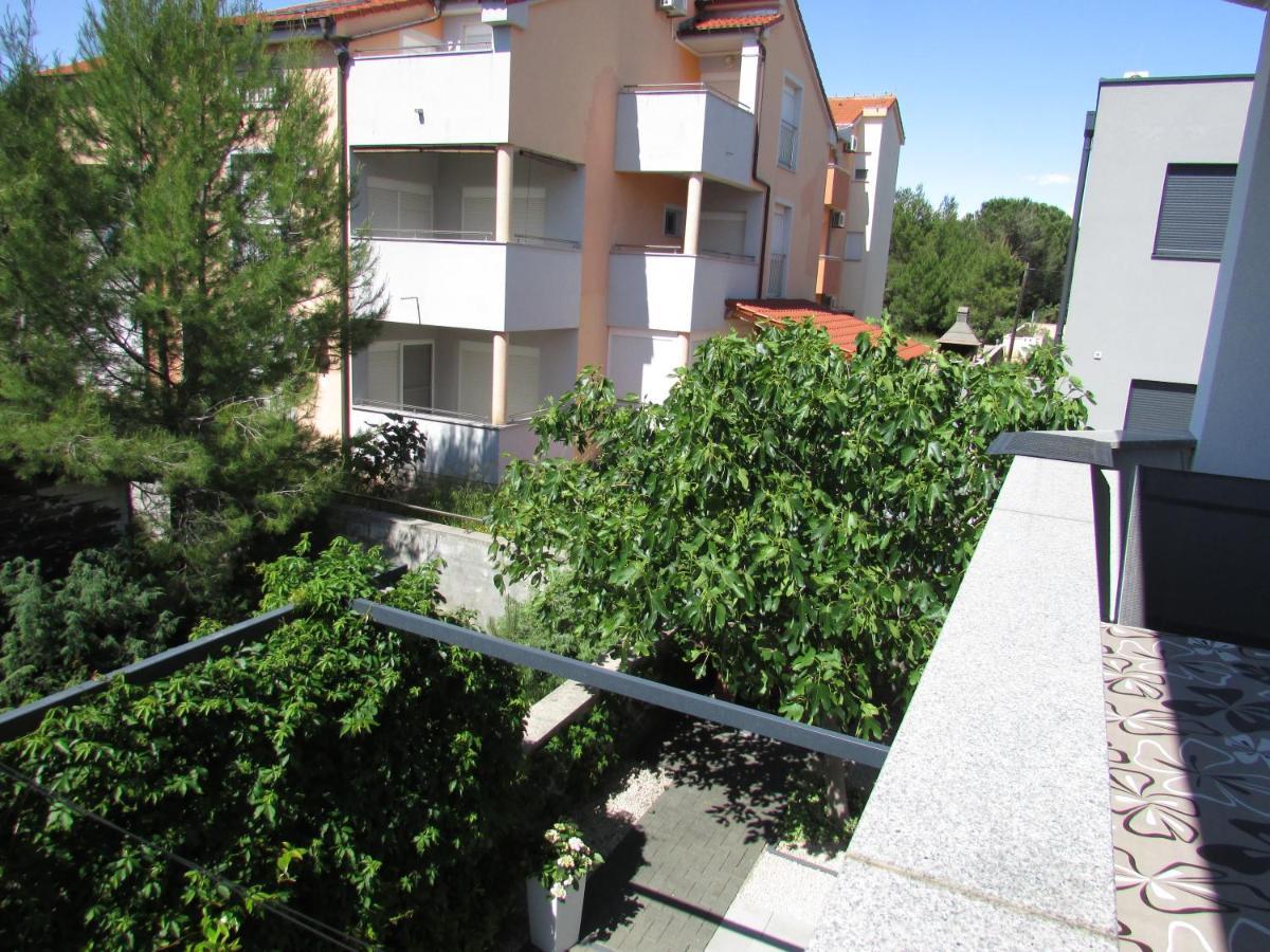 Apartment Miaantonia Vrsi Dış mekan fotoğraf