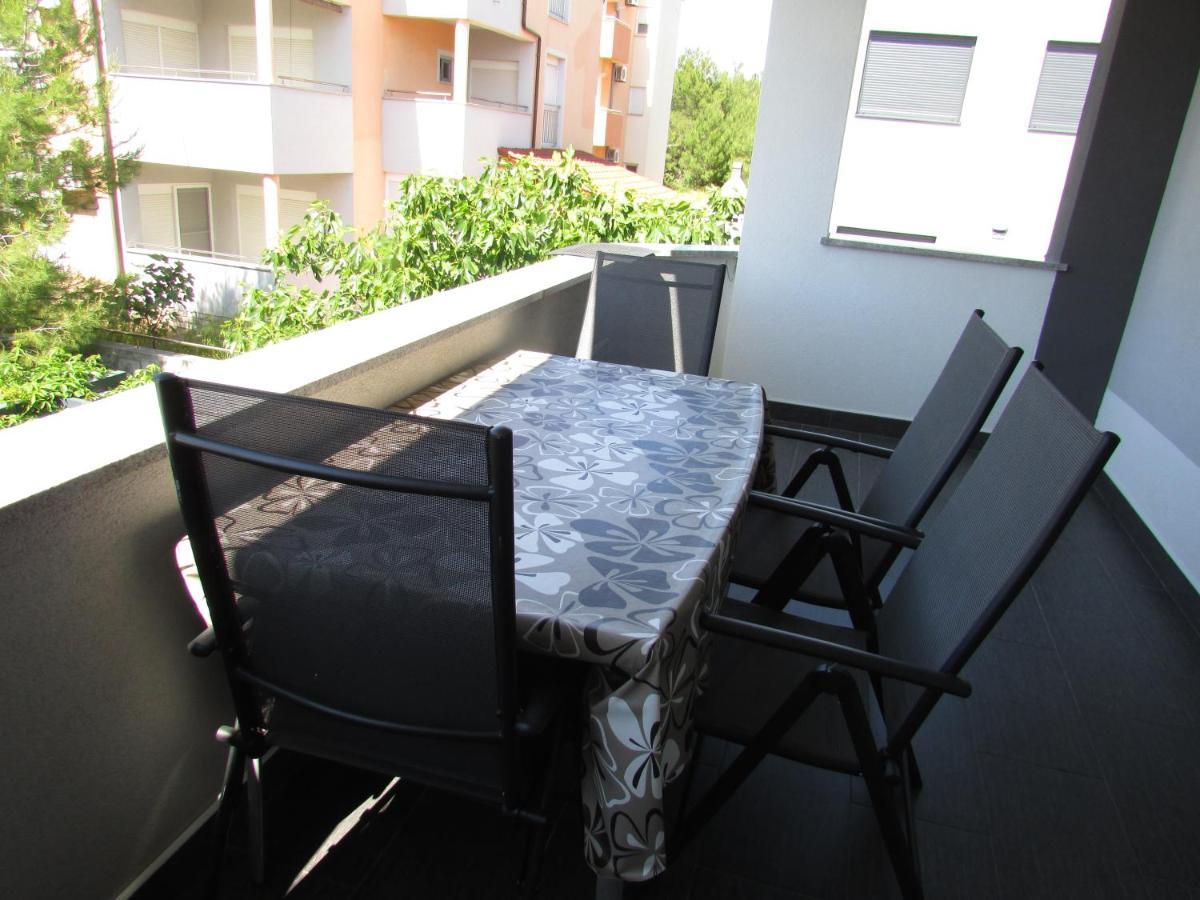 Apartment Miaantonia Vrsi Dış mekan fotoğraf